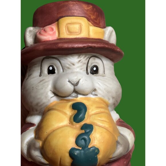 Pilgrim Squirrels Ceramic Salt and Pepper Shakers Novelty - Picture 2 of 9